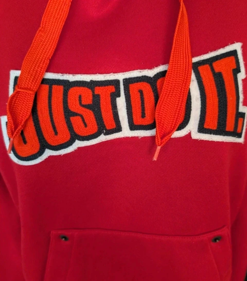 Magnifique Red Nike "Just Do It" Hoodie - Vintage - Size L – photo 2
